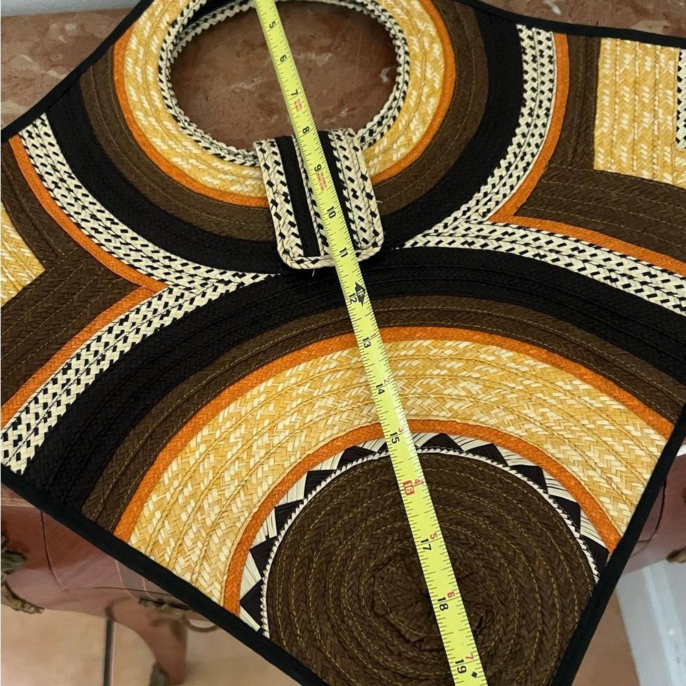 Artistic Circular Handle Tote - Picture 11 of 11